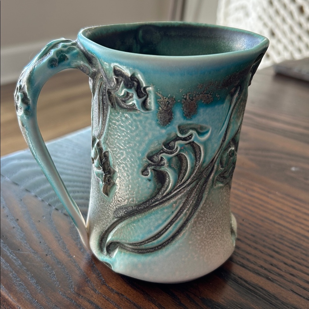 LORA RUST PORCELAIN MUG - Picture 3 of 9